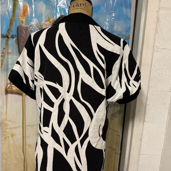 NWT Black and White Patterned Dress SZ M - Picture 4 of 10